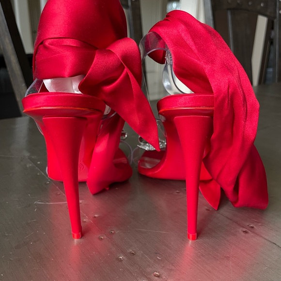 Christian Louboutin Red Heels with Bow and Silver Accents - Picture 9 of 13